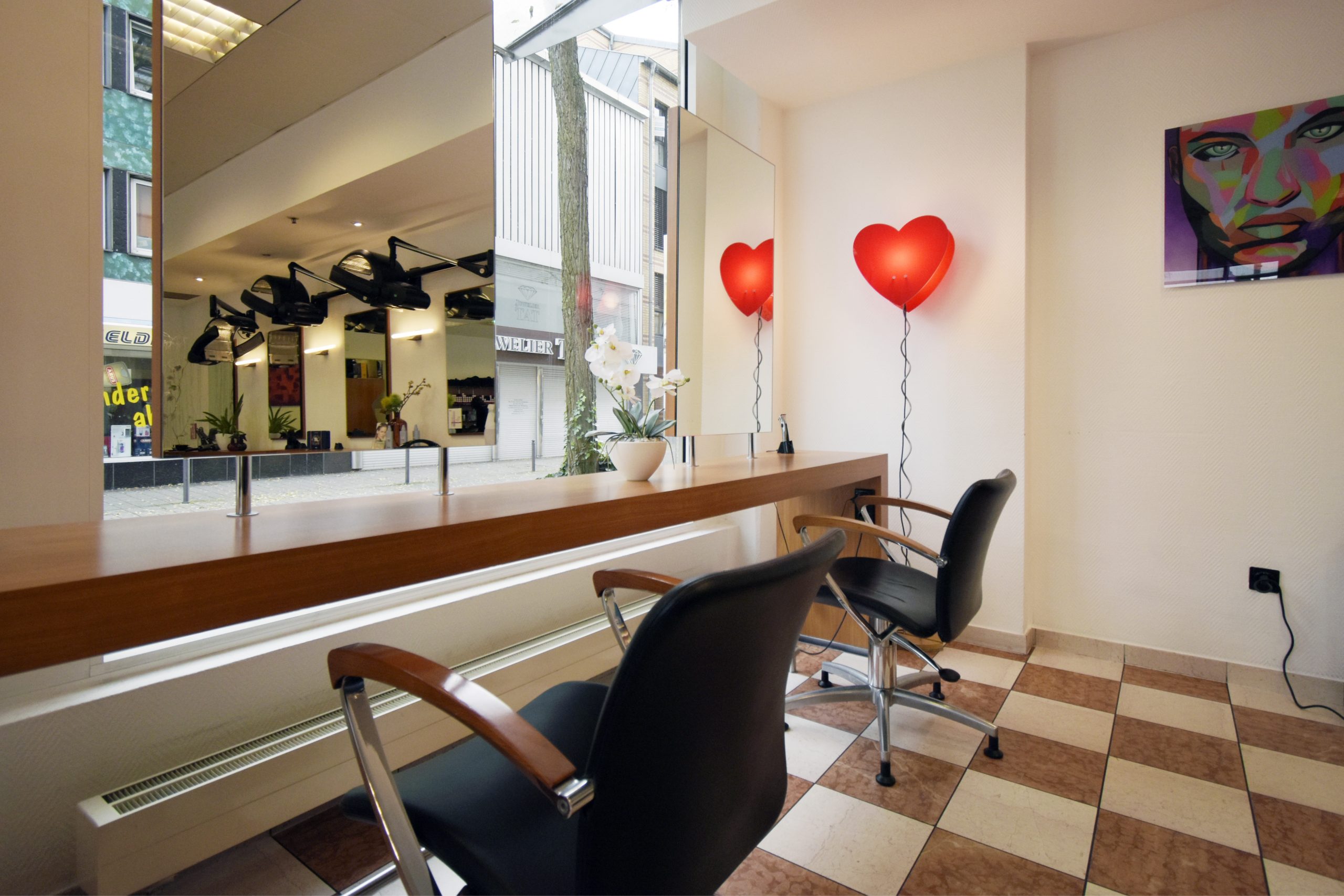 CUT & COLOR COIFFEUR TEAM